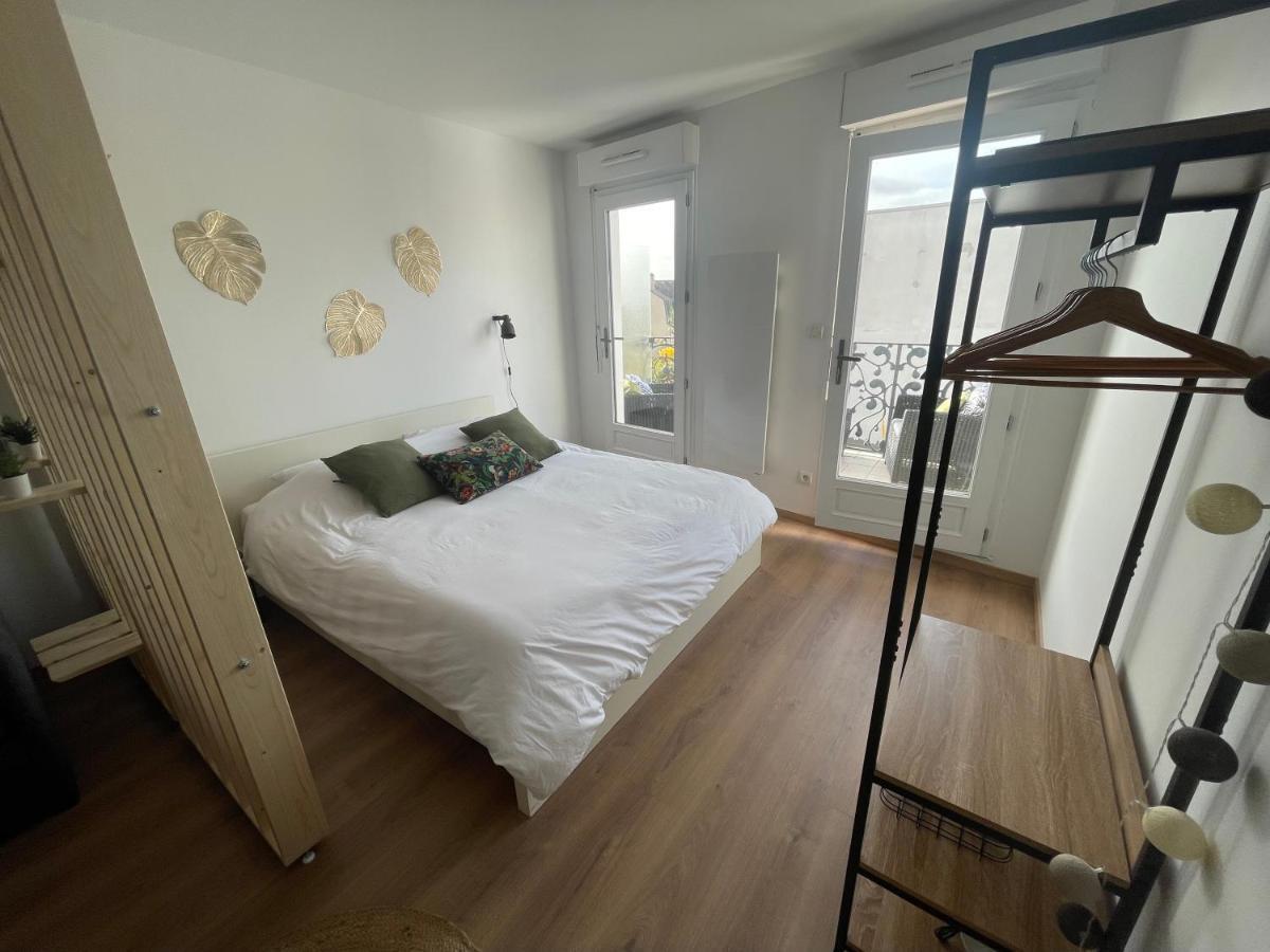 Alp Chartres - Grand Studio Avec Terrasse Et Parking المظهر الخارجي الصورة