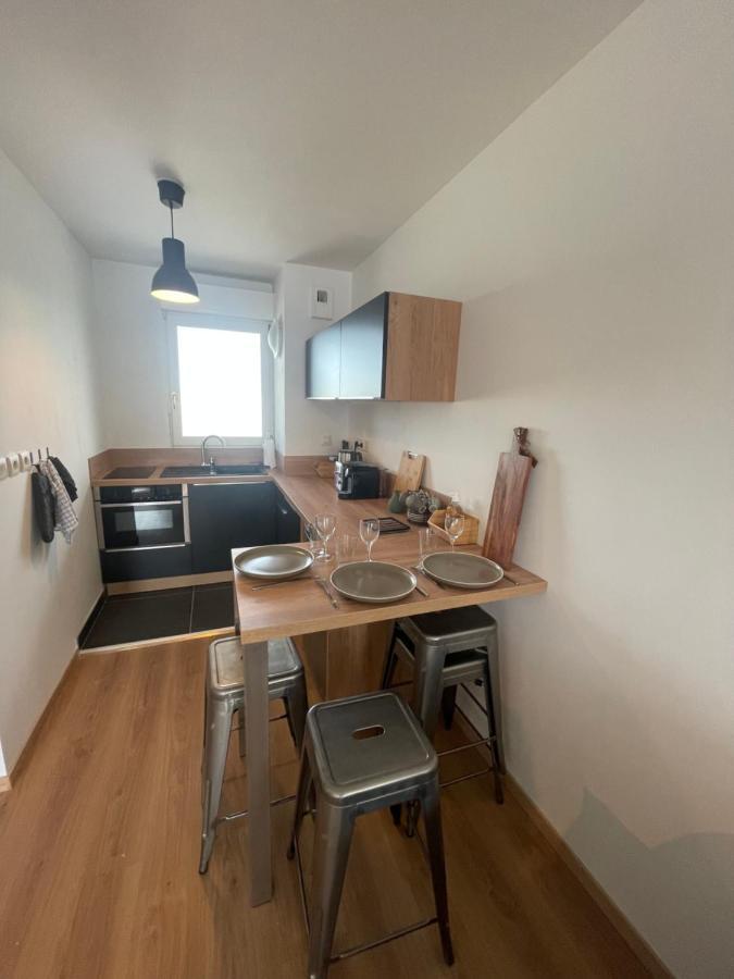 Alp Chartres - Grand Studio Avec Terrasse Et Parking المظهر الخارجي الصورة