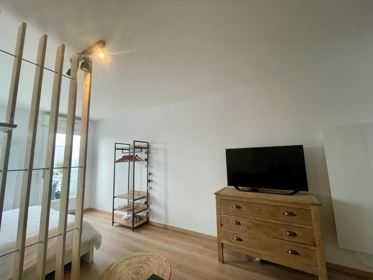 Alp Chartres - Grand Studio Avec Terrasse Et Parking المظهر الخارجي الصورة