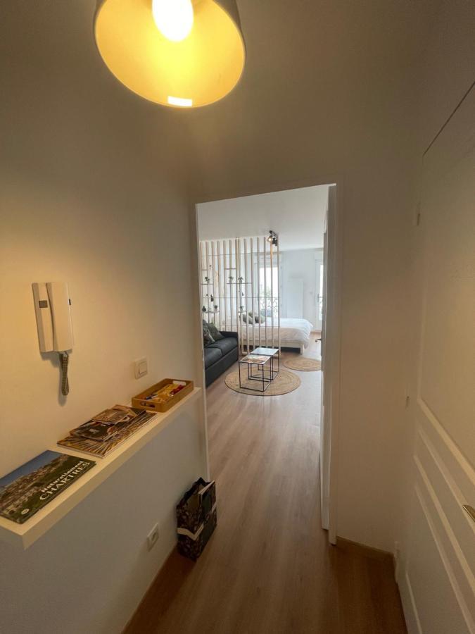 Alp Chartres - Grand Studio Avec Terrasse Et Parking المظهر الخارجي الصورة